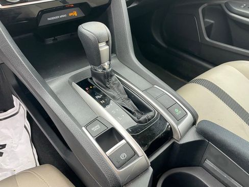Used 2017 Honda Civic EX image 18