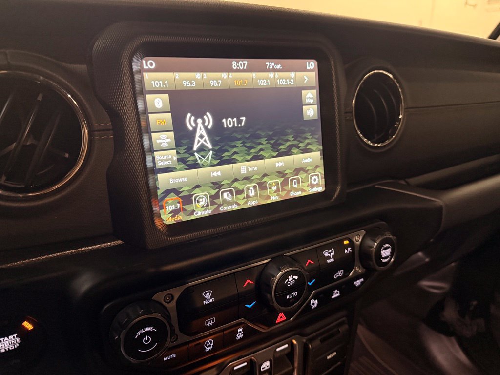 Used 2022 Jeep Gladiator Overland AWD/4WD image 22
