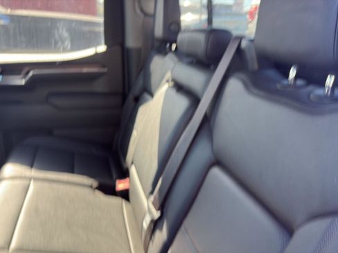 Used 2023 GMC Sierra 1500 SLT w/ SLT Convenience Package image 12