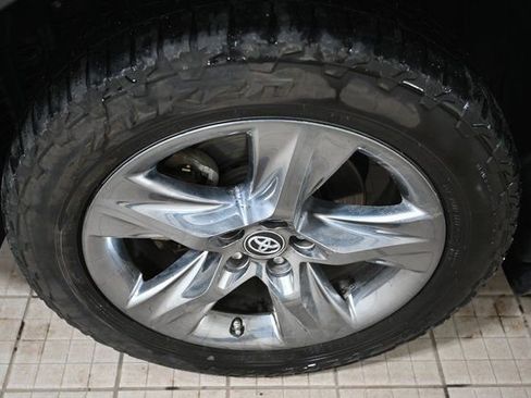 Used 2019 Toyota Highlander Limited Platinum image 19