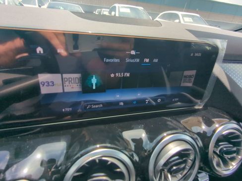 New 2025 Mercedes-Benz GLA 250 image 6