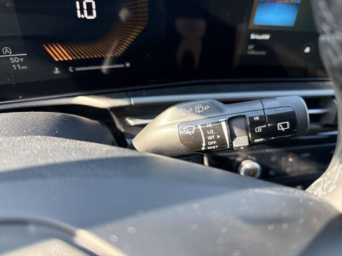New 2026 Kia Sportage LX FWD image 19