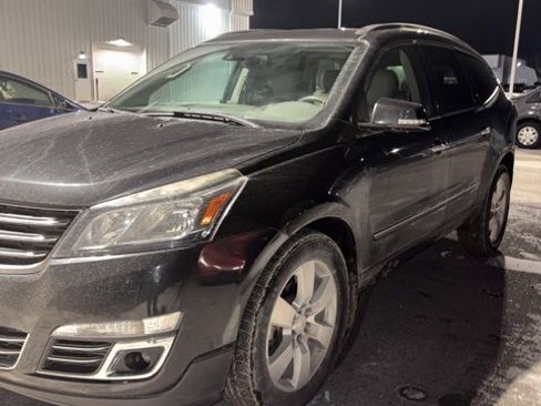 Used 2014 Chevrolet Traverse LTZ image 2