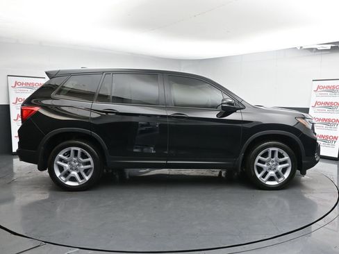 Used 2024 Honda Passport EX-L image 9