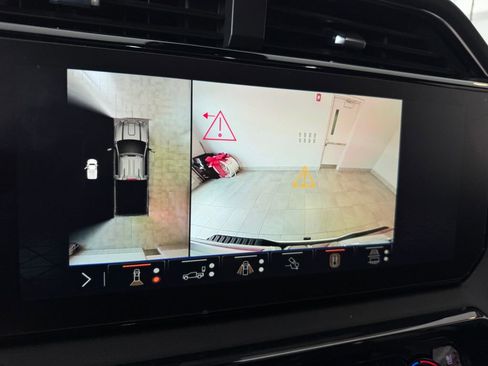 Certified 2024 GMC Sierra 2500 AT4 w/ AT4 Preferred Package image 21