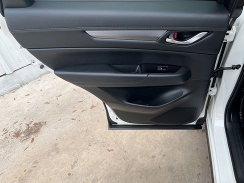 Used 2019 MAZDA CX-5 Touring FWD image 13