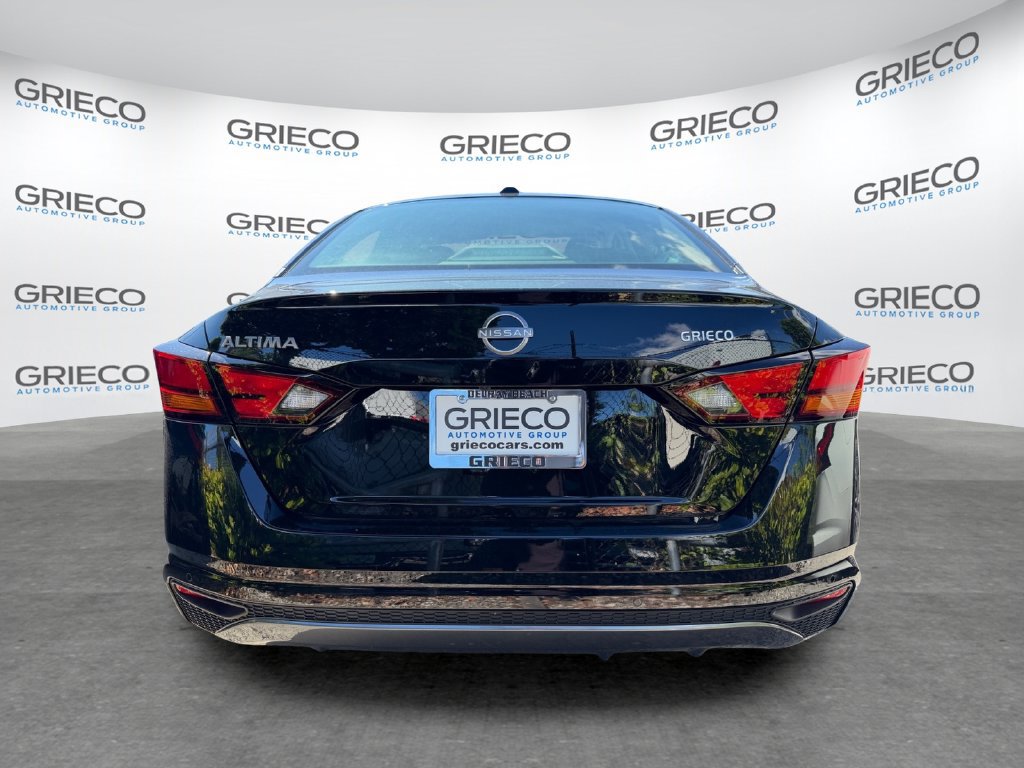 New 2026 Nissan Altima 2.5 SV FWD image 14