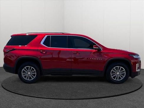 Used 2023 Chevrolet Traverse LT FWD image 4