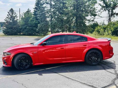 Used 2023 Dodge Charger Scat Pack RWD image 9
