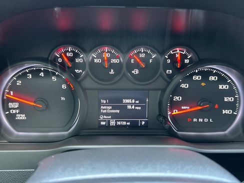 Used 2022 Chevrolet Silverado 1500 Custom w/ LPO, Dark Essentials Package AWD/4WD image 10