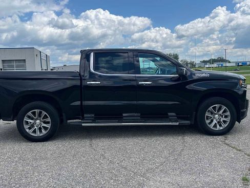 Used 2021 Chevrolet Silverado 1500 High Country AWD/4WD image 3