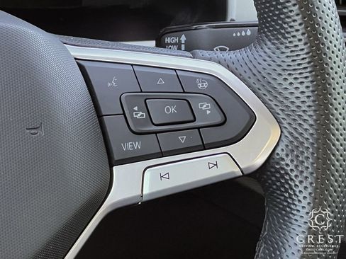 Used 2023 Volkswagen Atlas SEL Premium image 15