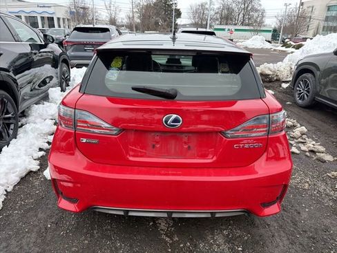 Used 2015 Lexus CT 200h w/ Navigation Package image 4
