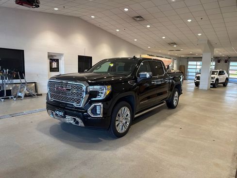 Used 2020 GMC Sierra 1500 Denali w/ Denali Ultimate Package AWD/4WD image 3