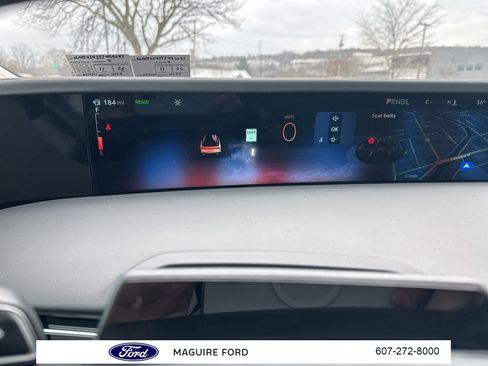 Used 2026 Lincoln Nautilus Premier image 18