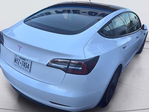 Used 2021 Tesla Model 3 Standard Range Plus RWD image 3