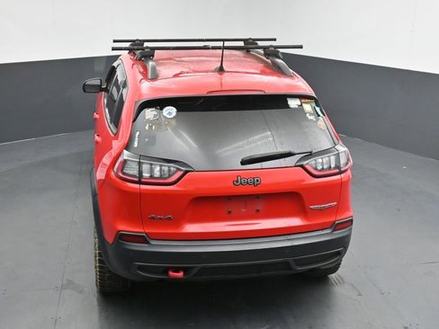 Used 2019 Jeep Cherokee Trailhawk w/ Cold Weather Group image 15