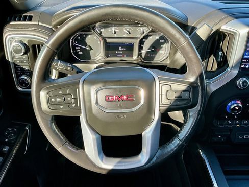 Used 2021 GMC Sierra 1500 Elevation image 39