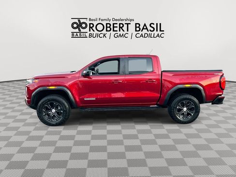 Used 2023 GMC Canyon Elevation w/ Elevation Premium Package AWD/4WD image 5
