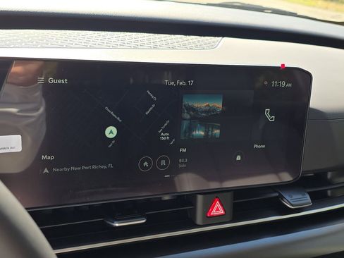New 2026 Kia Carnival FWD image 23