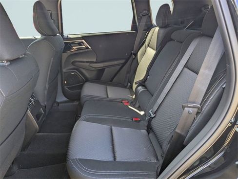 New 2025 Mitsubishi Outlander ES image 13