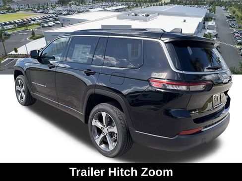 New 2026 Jeep Grand Cherokee L Limited w/ Trailer Tow Package AWD/4WD image 6