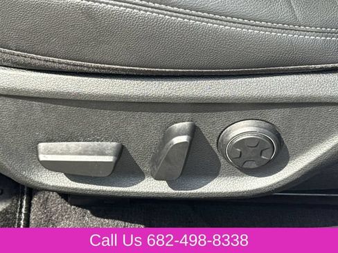 Used 2025 Genesis G70 2.5T AWD/4WD image 20