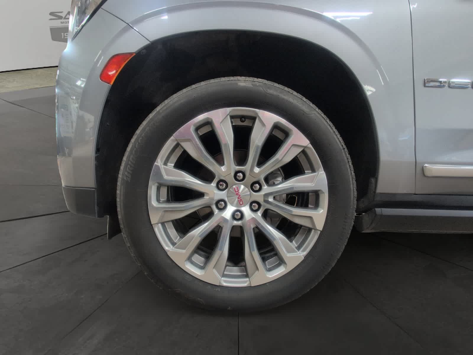 Used 2023 GMC Yukon XL Denali w/ Max Trailering Package AWD/4WD image 14