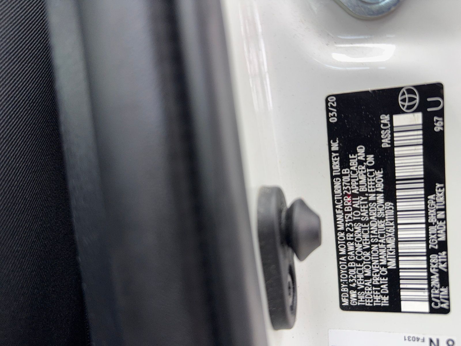 Used 2020 Toyota C-HR XLE FWD image 52