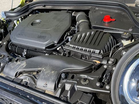 Used 2024 MINI Cooper S w/ Signature Upholstery Package FWD image 28