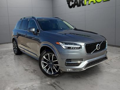Used 2019 Volvo XC90 T5 Momentum w/ Multimedia Package