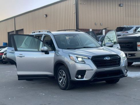 Used 2022 Subaru Forester Premium w/ Popular Package #1 image 20