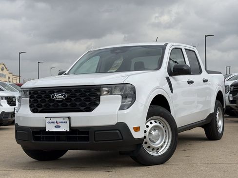 New 2025 Ford Maverick XL w/ Equipment Group 101A image 36