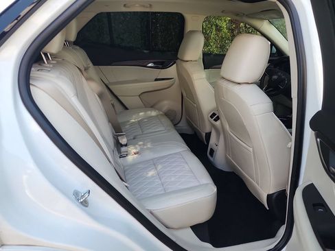 Certified 2023 Buick Envision Avenir AWD/4WD image 27