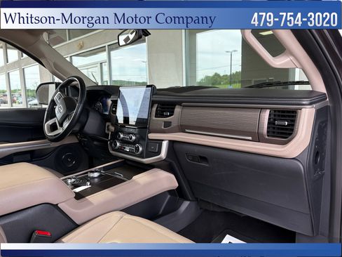 Used 2024 Ford Expedition Max Limited AWD/4WD image 15