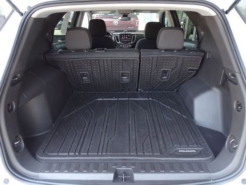 Used 2023 Chevrolet Equinox LT w/ LPO, Floor Liner Package image 20