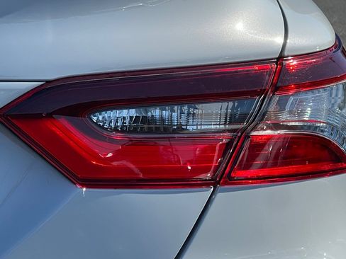 Used 2022 Toyota Camry LE FWD image 45