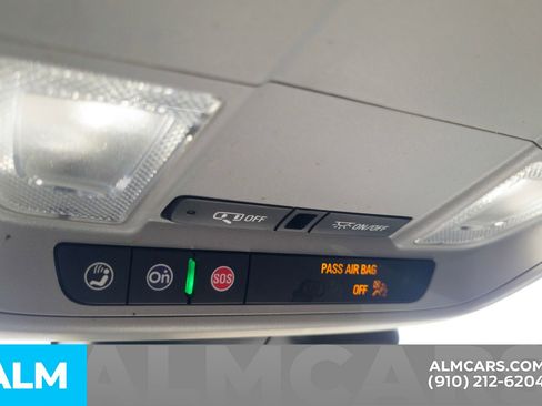 Used 2024 Chevrolet Malibu LT FWD image 16