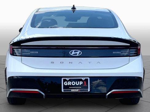 Used 2025 Hyundai Sonata SEL FWD image 5