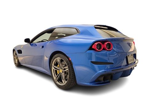 Used 2018 Ferrari GTC4Lusso image 12