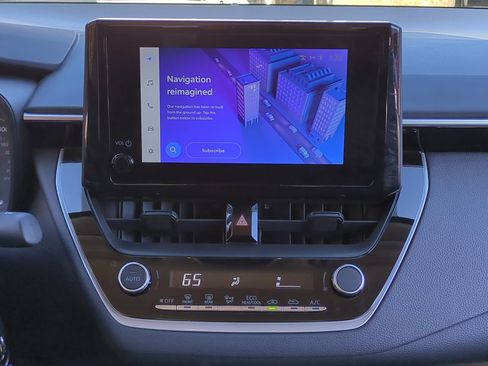 Used 2024 Toyota Corolla LE image 17