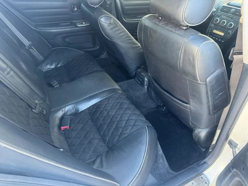 Used 2004 Lexus IS 300 RWD image 16