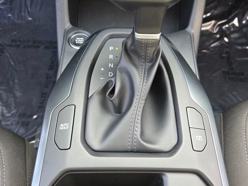 Used 2025 Kia K4 LXS image 19