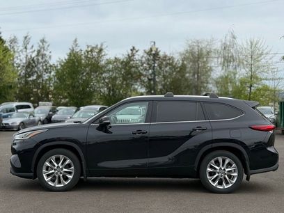 Used 2021 Toyota Highlander Limited