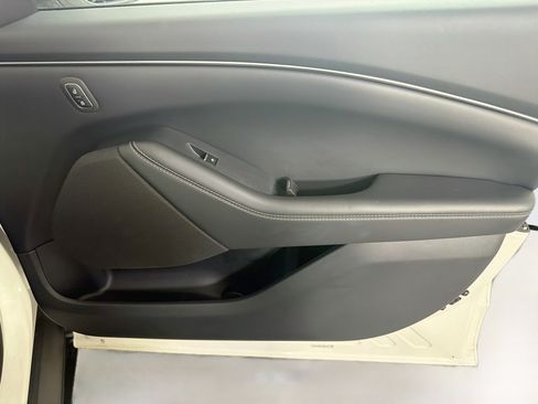 Used 2023 Ford Mustang Mach-E Select RWD image 31
