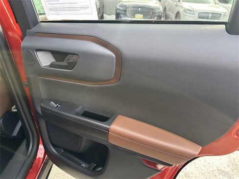 Certified 2023 Ford Bronco Sport Outer Banks w/ Tech Package image 40