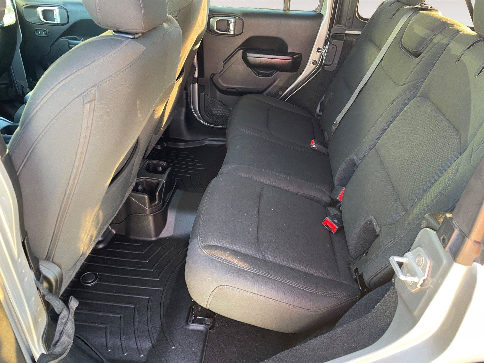 Used 2021 Jeep Wrangler Unlimited Sport AWD/4WD image 13