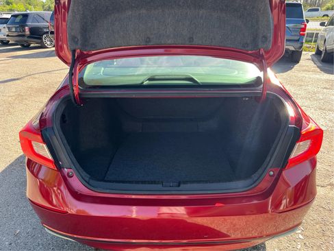Used 2019 Honda Accord LX image 12