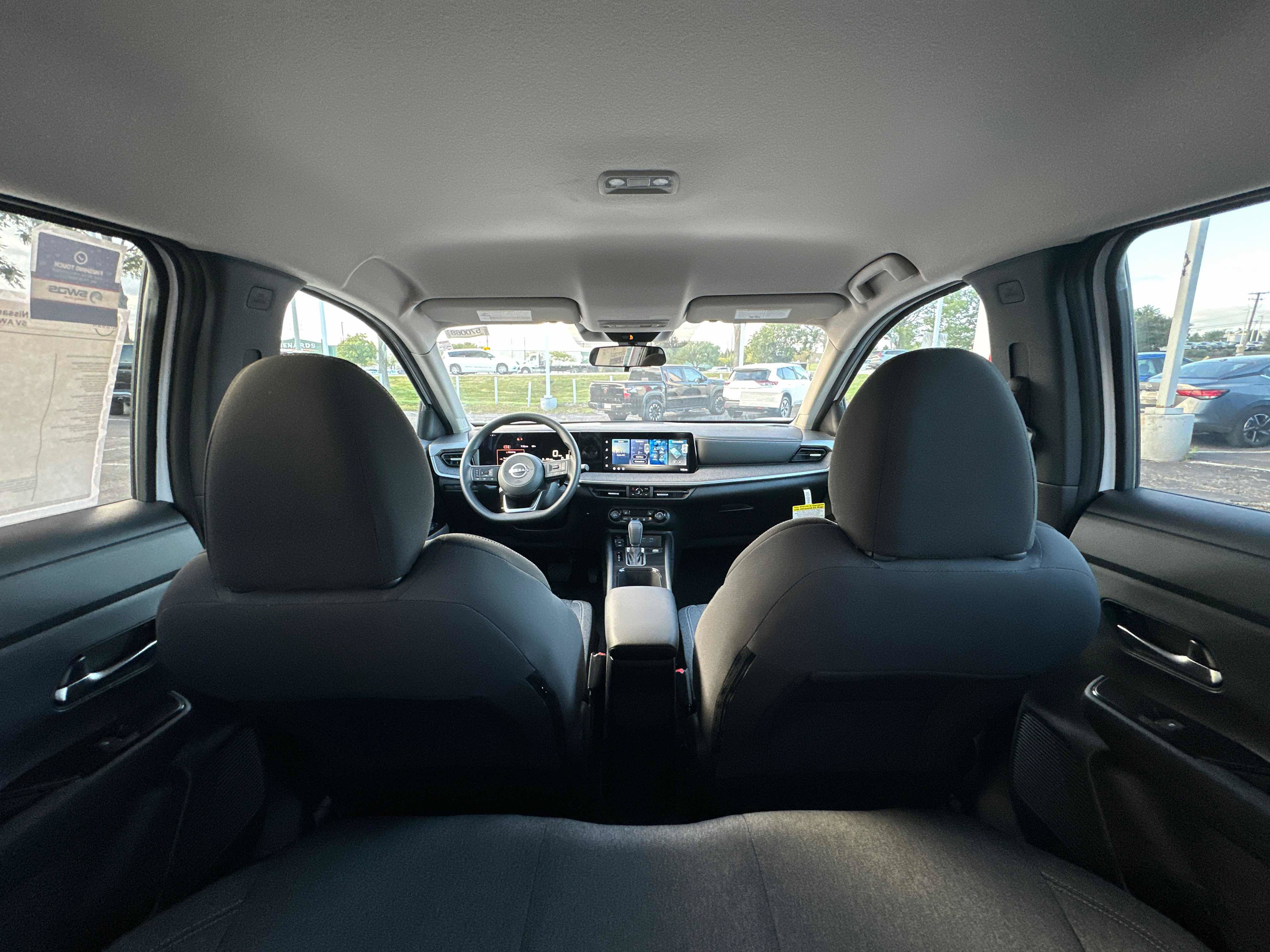 New 2027 Nissan Kicks SV AWD/4WD image 17