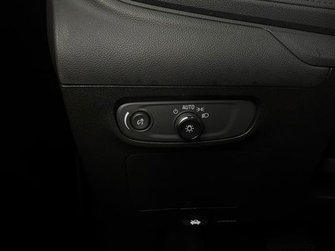 Used 2025 Buick Encore GX Preferred FWD image 20